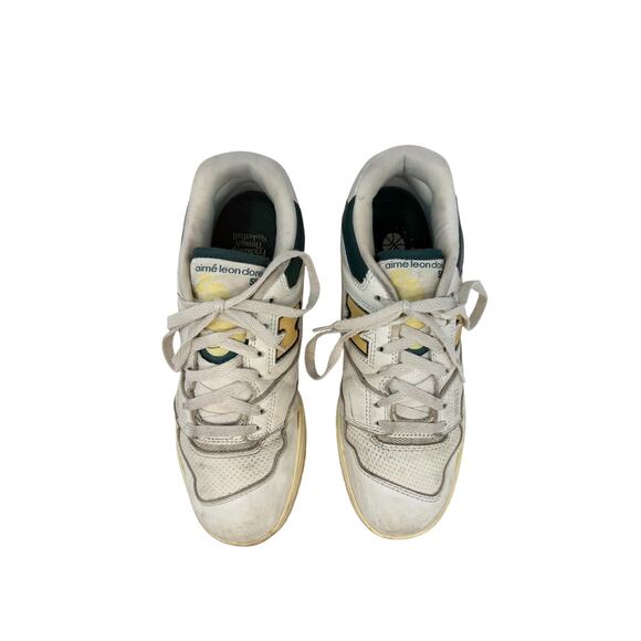 Athletic_Shoes